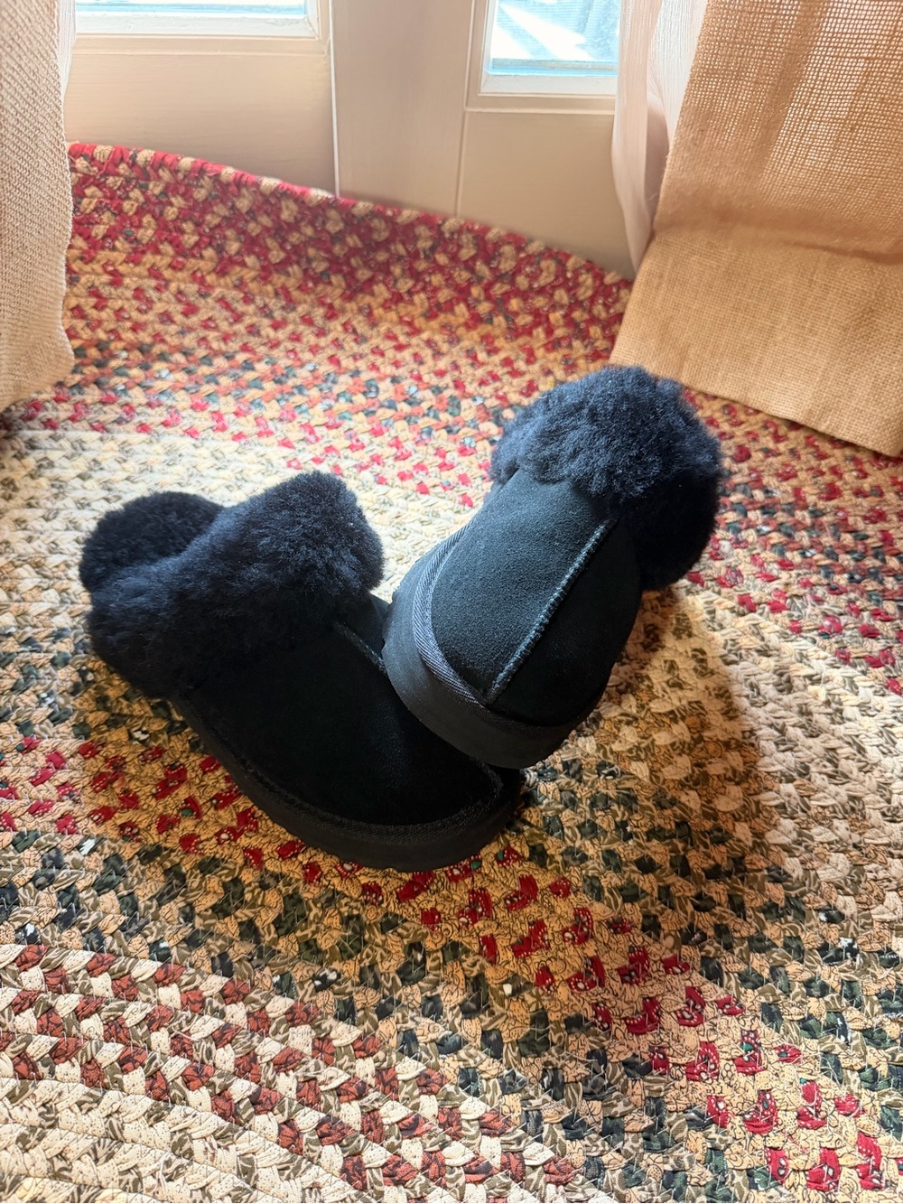 UGG Black Kids Shearling Cuff Slip-On Slippers BRAND NEW